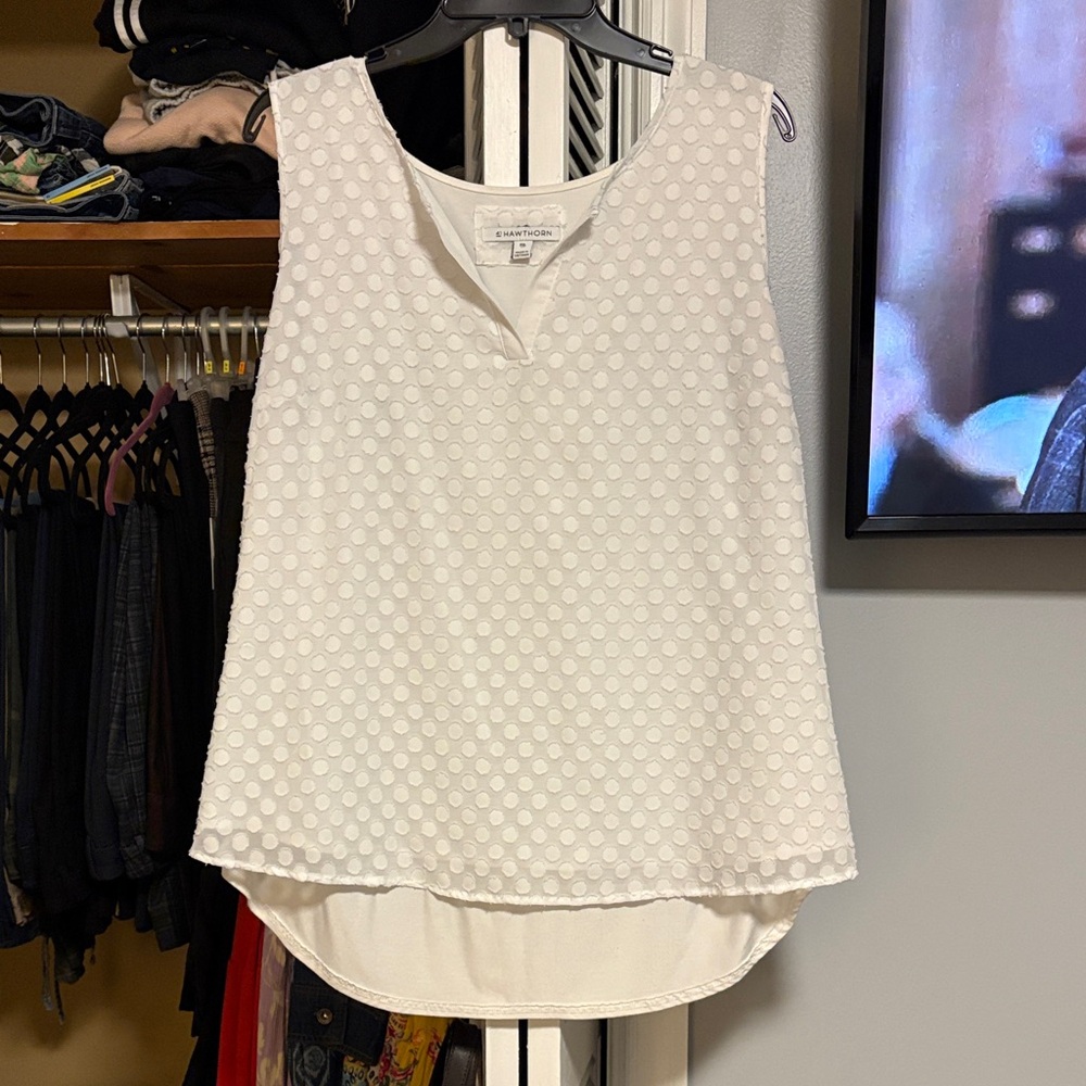 41 Hawthorn Textured Cream Sleeveless Blouse